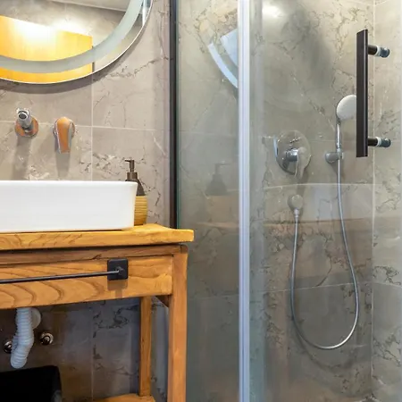 Moon Alacati فندق