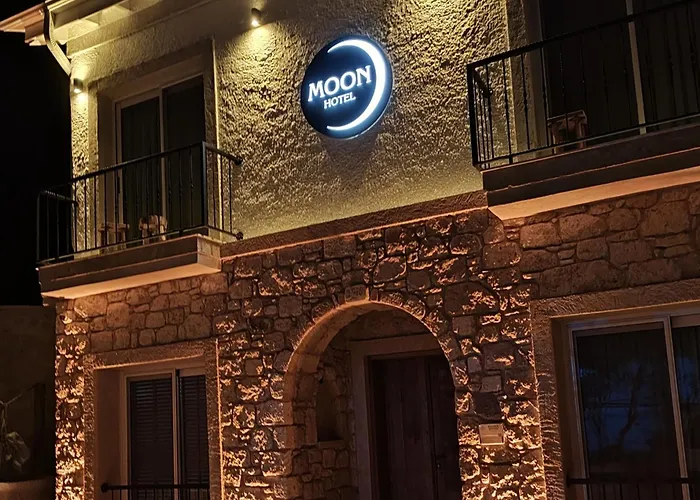 Moon Alacati Hotel