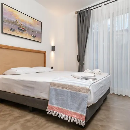 Moon Alacati Adults Only Hotell 3*
