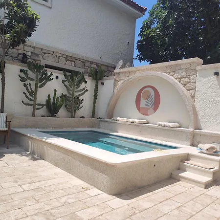 Moon Alacati Hotel *